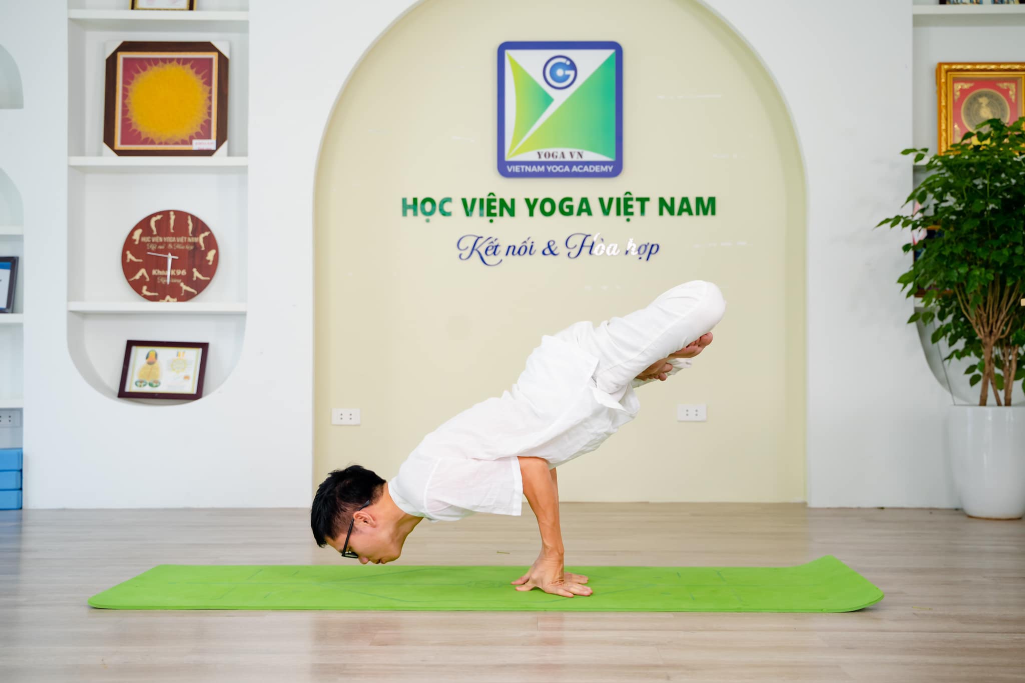 Thầy Đặng Hùng - Chàng sinh viên đại học Bách Khoa với hoài bão mang Yoga lan tỏa khắp Việt Nam