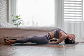 Yoga và Việc Cân Bằng Cuộc Sống Chìa Khóa Cho Sức Khỏe Tinh Thần và Thể Chất
